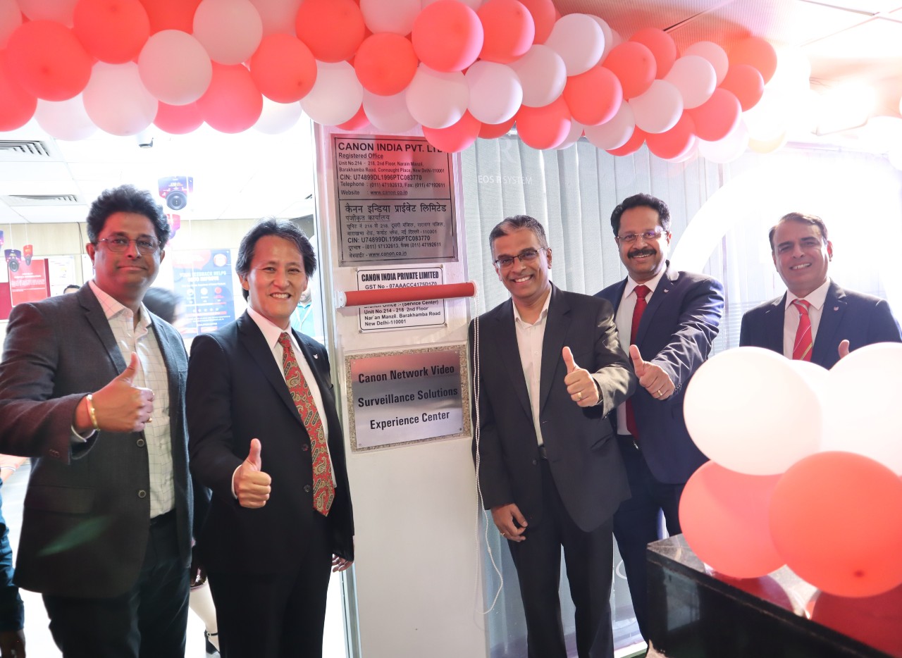 Mr. Manabu Yamazaki, President & CEO, Canon India during the launch of NVS Experience Centre in New Delhi along with Mr. K Bhaskhar, Senior VP-BIS